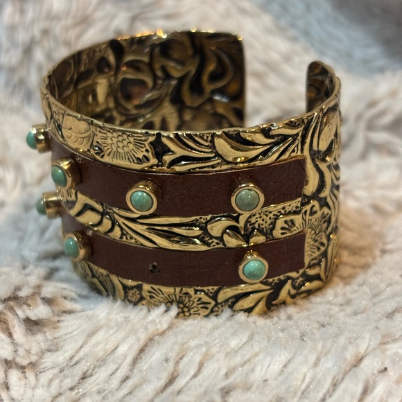 Barse leather trim turquoise cuff bracelet missing one stone - Picture 2 of 4